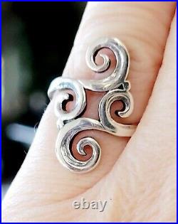 Fantastic RARE Retired James Avery Scroll Ring with ORIG. Box/Pouch! NEAT! Sz 5.25
