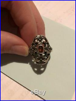 Gorgeous James Avery Garnet Dogwood Ring Size 8