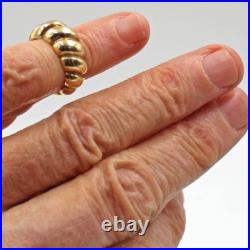 James Avery 14K Yellow Gold Ribbed Pinkie Ring Size 2.5 with Box James Avery 14K Yellow Gold Ribbed Pinkie Ring Size 2.5 with Box