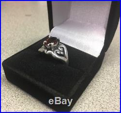 James Avery. 925 Silver Scrolled Heart Ring with Garnet Size 6.5 FAST SHIPPING