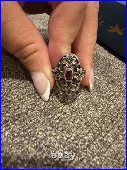James Avery 925 Sterling Silver Dogwood Blossom Ring Oval Bezel Set Garnet