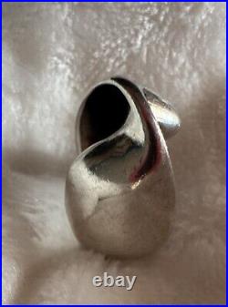 James Avery Mobius Twist Ring Size 6 -Retired