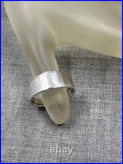 James Avery Narrow Tapered Graduated Sterling Silver. 925 Ring Size 8