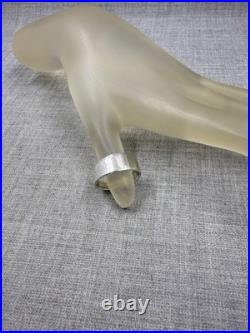 James Avery Narrow Tapered Graduated Sterling Silver. 925 Ring Size 8