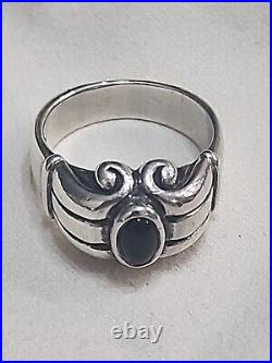 James Avery Onyx Oval Scroll Ring Size 6