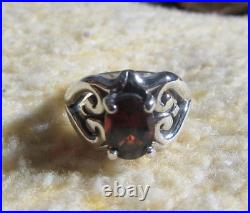 James Avery Retired 925 Sterling Silver Scrolled Heart Garnet Ring Size 5