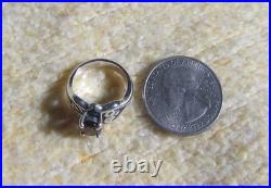 James Avery Retired 925 Sterling Silver Scrolled Heart Garnet Ring Size 5