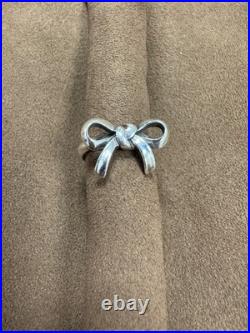 James Avery Retired Bow Ring Size 7.5 James Avery Retired Bow Ring Size 7.5