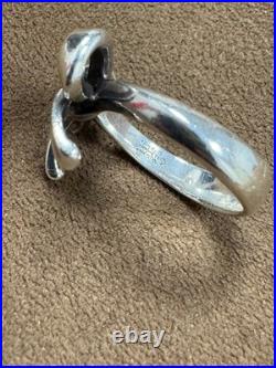 James Avery Retired Bow Ring Size 7.5 James Avery Retired Bow Ring Size 7.5