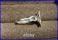 James Avery Retired Flower Ring with 18kt Gold Center! Size 7.5