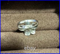 James Avery Retired Flower Ring with 18kt Gold Center! Size 7.5