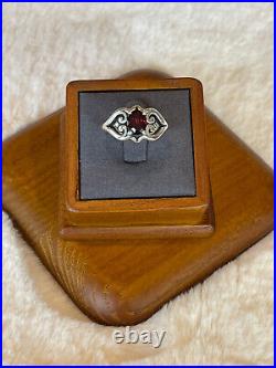 James Avery Retired Garnet Scrolled Hearts Ring Size 9.75