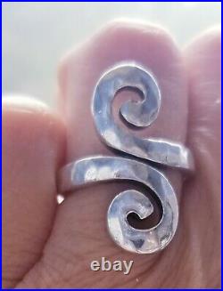 James Avery Retired Hammered Swirl Ring Size 7.5 NEAT