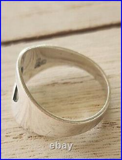 James Avery Retired Heart Center Band Ring Size 7