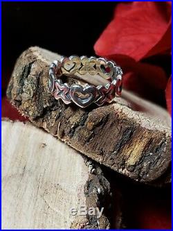 James Avery Retired Hugs and Kisses Ring