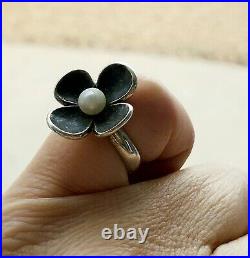James Avery Retired Pearl Flower Ring Size 4 Neat Piece