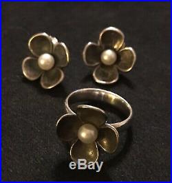 James Avery Retired Pearl Petal Flower Ear Posts & Ring Set Size 7.25