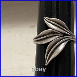 James Avery Retired Sping Leaves Ring, Size 7.5