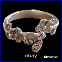 James Avery Sterling Honey Bee & Flower Ring Size 8 1/2 Retired Design
