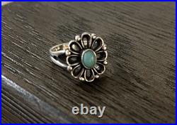 James Avery Sterling Silver De Flores Turquoise Flower Ring size 7 James Avery Sterling Silver De Flores Turquoise Flower Ring size 7
