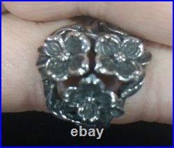 James Avery Sterling Silver Dogwood Flower Ring Size 8