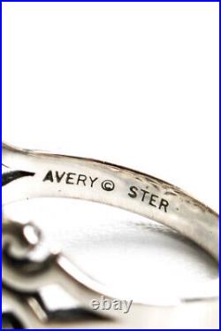 James Avery Womens Sterling Silver Scrolled Heart Ring 4g Size 6.25 James Avery Womens Sterling Silver Scrolled Heart Ring 4g Size 6.25