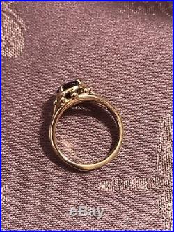 James Avery ring GARNET 14k Gold Beautiful Design! Comfortable! Grams 4.7 Sz 6