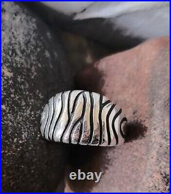 MINT! Retired James Avery Dome Ring withGeometric Lines Silver, Beautiful! RARE! 8