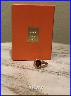 RETIRED James Avery 14kt Garnet Gold Ring