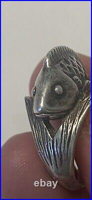 Rare! James Avery sterling silver, fish wrap ring in size 7.5