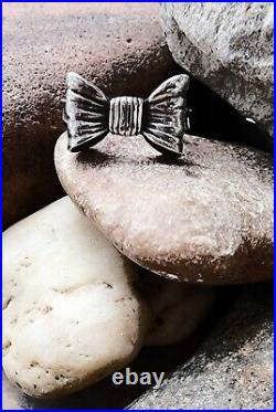 Retired James Avery Bow Ring Size 6 Sterling Silver