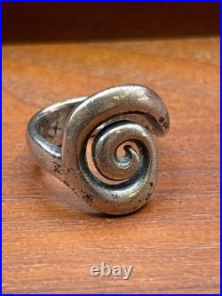 Retired James Avery Circle Swirl Ring Size 6 Sterling Silver