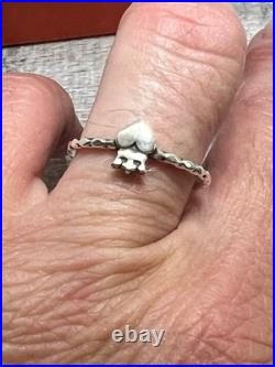 Retired James Avery Crowned Heart ring 925 Sterling silver Size 8 pre-owned Retired James Avery Crowned Heart ring 925 Sterling silver Size 8 pre-owned