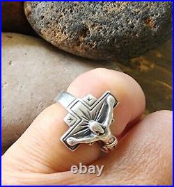 Retired James Avery Crucifix Ring Small Size 4.75 Sterling Silver