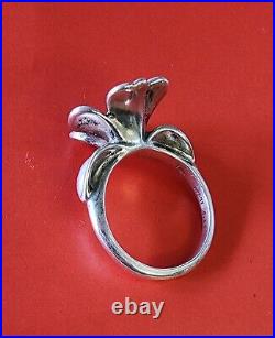 Retired James Avery Flower Ring with 14kt Gold Center So PRETTY! Size 7