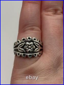 Retired James Avery Flower Sterling Silver Ring