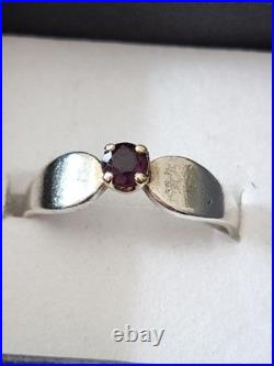 Retired James Avery Garnet 14kt/. 925 Ring Size 8.5