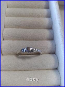 Retired James Avery Heart Ring Size 6.5 Flowers