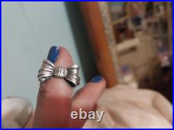 Retired James Avery Size 4.5 Sterling Silver Bow Ring