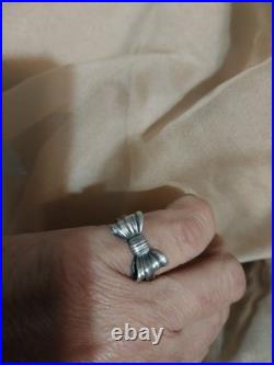Retired James Avery Size 4.5 Sterling Silver Bow Ring