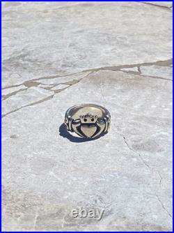 Retired James Avery Sterling Silver 925 Claddagh Heart Band Ring Size 4