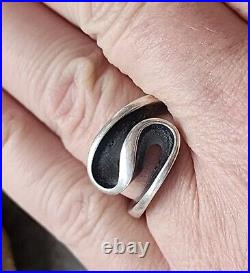 Retired James Avery Sterling Silver Size 8 Thick Ribbon Swirl Ring Neat Piece