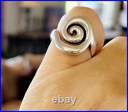 Retired James Avery Swirl Ring Size 6.5 Neat Piece