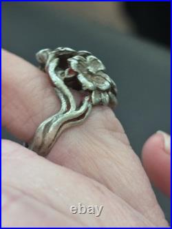 Retired James Avery Three Dogwood Flower Ring in Sterling Silver Size 5