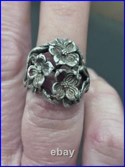 Retired James Avery Three Dogwood Flower Ring in Sterling Silver Size 5