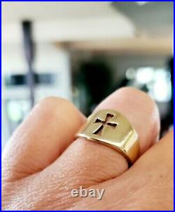 Retired James Avery Wide Cross Ring 14kt Gold in JA Box and Pouch