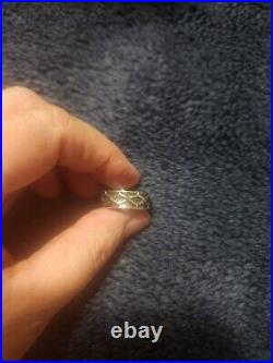 Retired James Avery ring 8.25