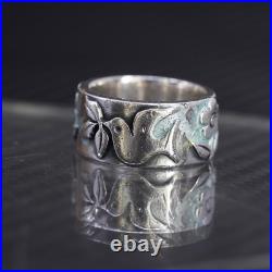 Size 5.75, vintage James Avery sterling silver 925 La Paloma Dove / Flower Ring
