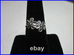 Sterling Silver James Avery Flower Blossom Ring Beautiful Little Ring Size 6 1/4