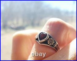 Vintage James Avery Red Garnet Heart 14kt Flower. 925 Ring with JA Box! Sz 6.5